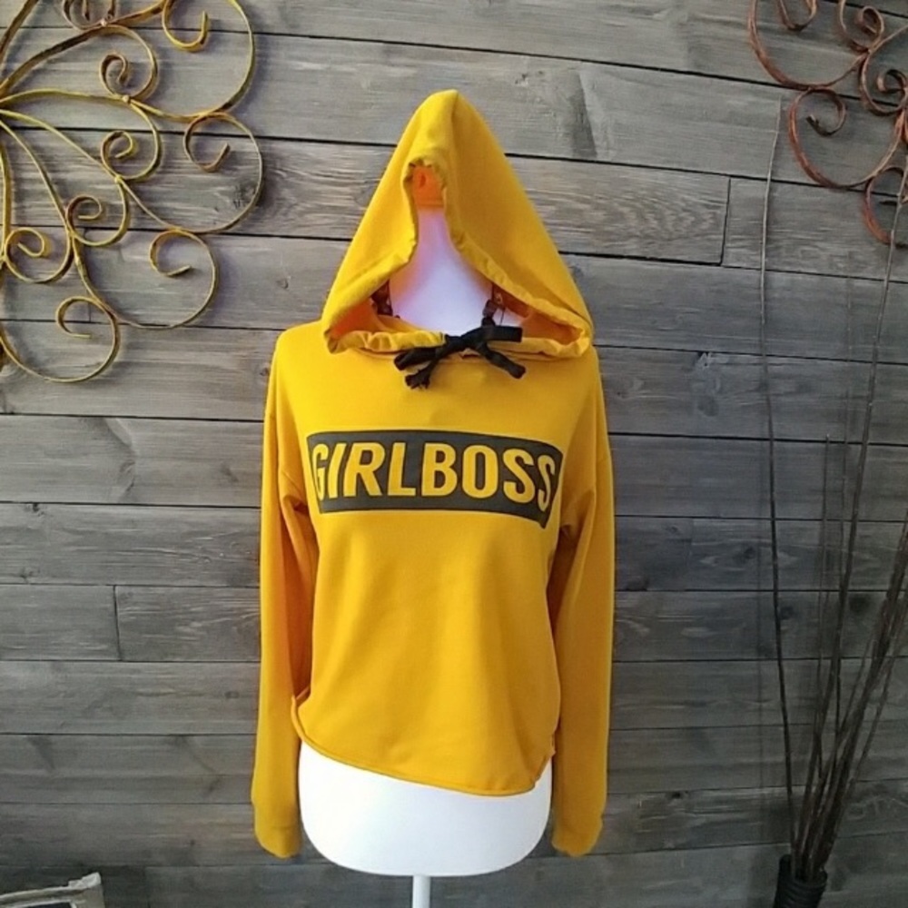 GIRL BOSS HOODED SWEATSHIRT
